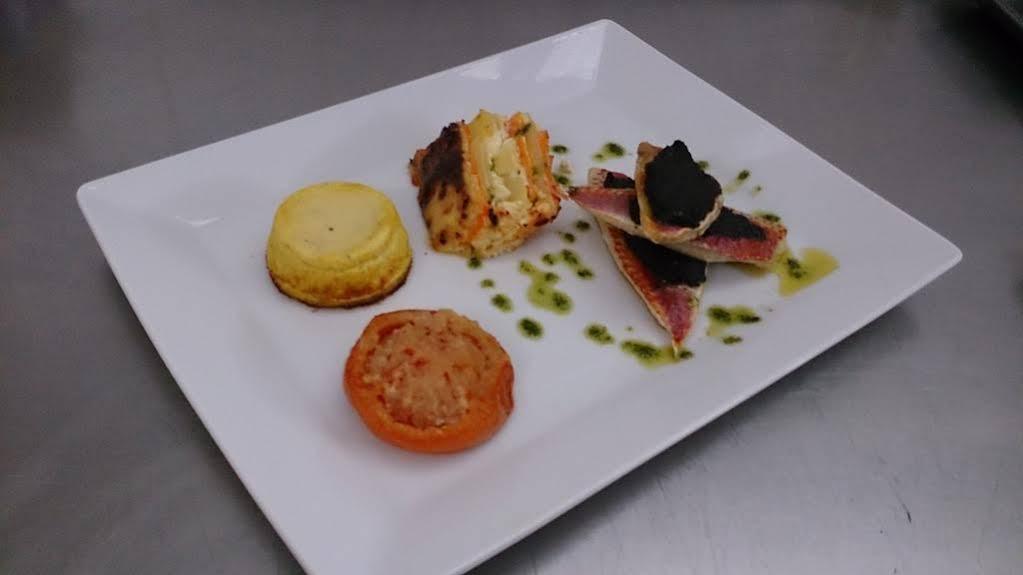 Logis Hotel- Restaurant La Haie Des Vignes Seminaires Et Evenementiel Allain Zewnętrze zdjęcie