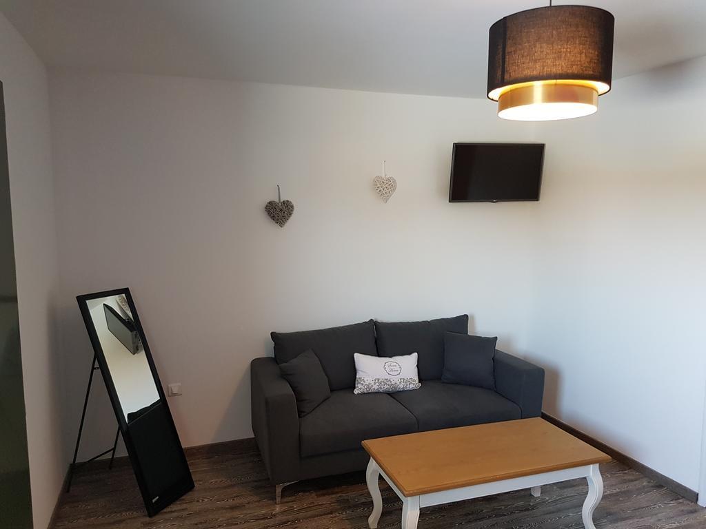 Logis Hotel- Restaurant La Haie Des Vignes Seminaires Et Evenementiel Allain Zewnętrze zdjęcie