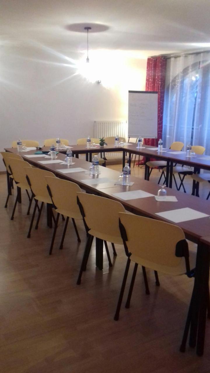 Logis Hotel- Restaurant La Haie Des Vignes Seminaires Et Evenementiel Allain Zewnętrze zdjęcie